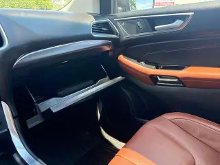 Ford Edge 2019 AWD Titanium 4dr Crossover