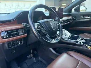 Lincoln Nautilus 2023 AWD Reserve 4dr SUV