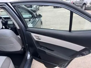 Toyota Corolla 2017 SE 4dr Sedan 6M