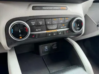 Toyota Corolla 2017 SE 4dr Sedan 6M