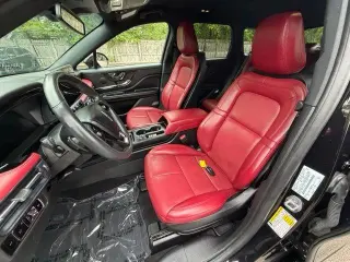 Lincoln Corsair 2023 AWD Reserve 4dr SUV