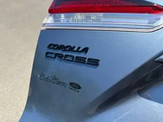 Toyota Corolla Cross Hybrid 2023 AWD S 4dr Crossover