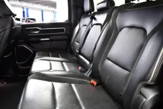Ram 1500 2019 4x4 Laramie 4dr Crew Cab 5.6 ft. SB Pickup