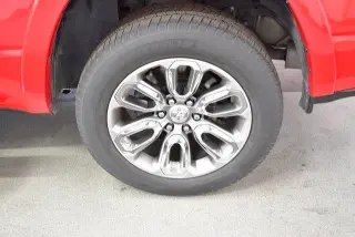 Ram 1500 2019 4x4 Laramie 4dr Crew Cab 5.6 ft. SB Pickup