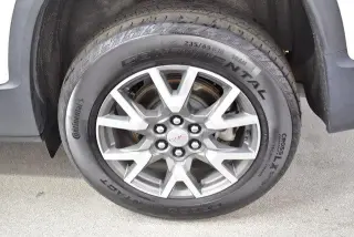 GMC Acadia 2023 4x4 SLE 4dr SUV