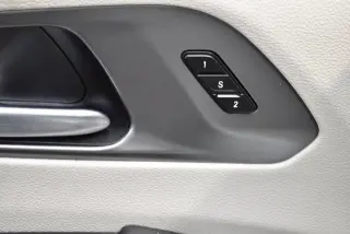 Chrysler Pacifica Plug-In Hybrid 2024 Road Tripper 4dr Mini-Van