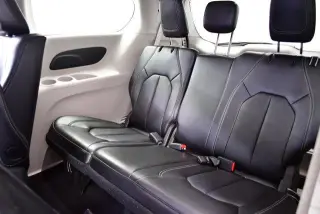 Chrysler Pacifica Plug-In Hybrid 2024 Road Tripper 4dr Mini-Van