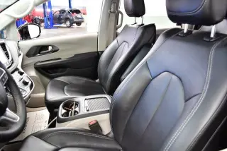 Chrysler Pacifica Plug-In Hybrid 2024 Road Tripper 4dr Mini-Van