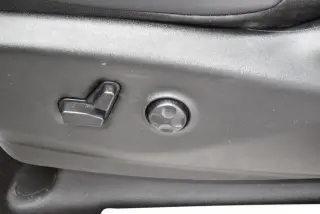 Chrysler Pacifica Plug-In Hybrid 2024 Road Tripper 4dr Mini-Van