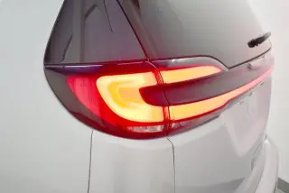 Chrysler Pacifica Plug-In Hybrid 2024 Road Tripper 4dr Mini-Van
