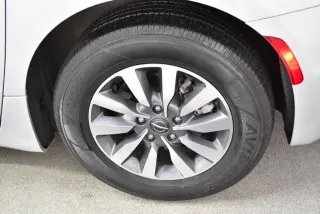 Chrysler Pacifica Plug-In Hybrid 2024 Road Tripper 4dr Mini-Van