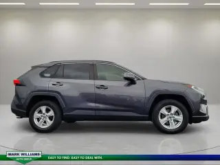 Toyota RAV4 2020 AWD XLE 4dr SUV