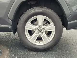 Toyota RAV4 2020 AWD XLE 4dr SUV
