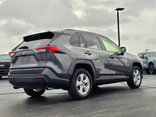 Toyota RAV4 2020 AWD XLE 4dr SUV