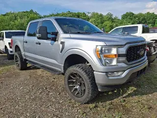 Ford F-150 2022 4x4 XL 4dr SuperCrew 5.5 ft. SB