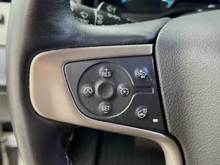 GMC Yukon XL 2017 4x4 Denali 4dr SUV