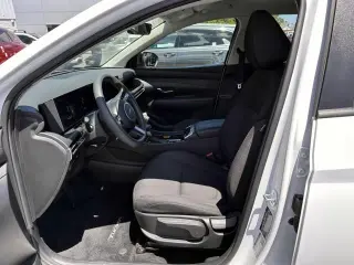 Hyundai TUCSON 2025 AWD SE 4dr SUV