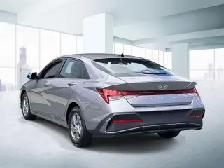 Hyundai ELANTRA 2025 SE 4dr Sedan