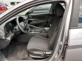Hyundai ELANTRA 2025 SE 4dr Sedan
