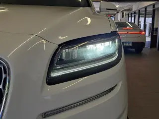 Lincoln Nautilus 2023 AWD Reserve 4dr SUV