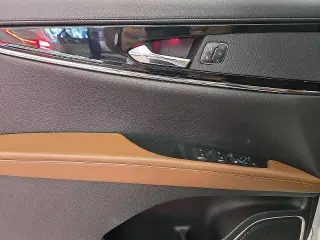 Lincoln Nautilus 2023 AWD Reserve 4dr SUV