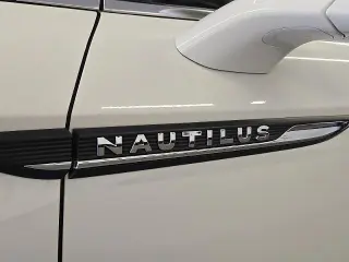 Lincoln Nautilus 2023 AWD Reserve 4dr SUV