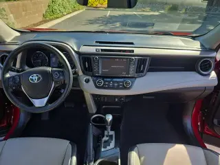 Toyota RAV4 2018 AWD Limited 4dr SUV