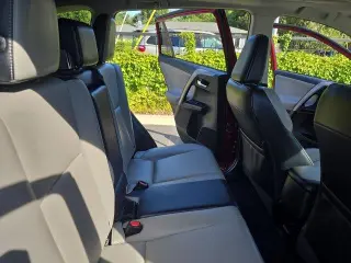 Toyota RAV4 2018 AWD Limited 4dr SUV