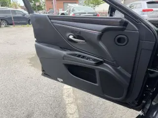 Lexus ES 350 2019 F SPORT 4dr Sedan