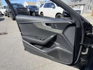 Audi A4 2018 AWD 2.0T quattro Premium Plus 4dr Sedan 7A