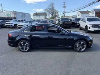 Audi A4 2018 AWD 2.0T quattro Premium Plus 4dr Sedan 7A