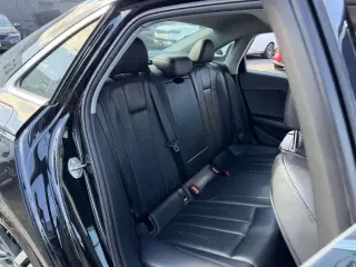 Audi A4 2018 AWD 2.0T quattro Premium Plus 4dr Sedan 7A