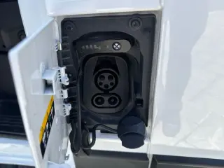 Ram ProMaster EV 2024 Delivery 159 WB 2dr Super High Roof Step Van