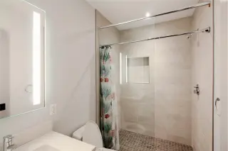 Propiedad en alquiler con 5 habitaciones y 2 baños en Washington