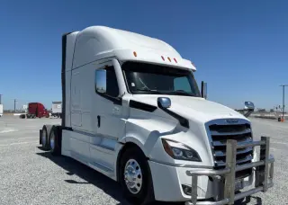 2025 Freightliner Cascadia