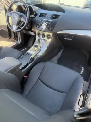 2010 Mazda MAZDA3 s Grand Touring