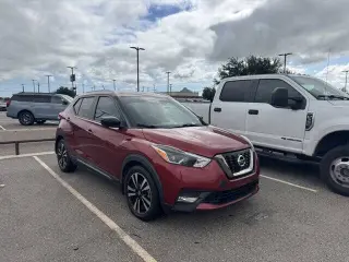 2019 Nissan Kicks SR