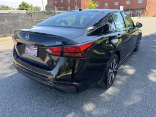 2022 Nissan Altima 2.5 SV