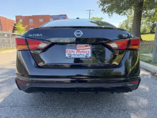 2022 Nissan Altima 2.5 SV