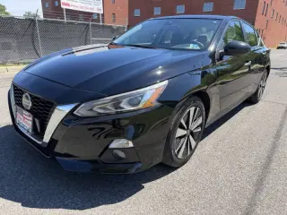 2022 Nissan Altima 2.5 SV