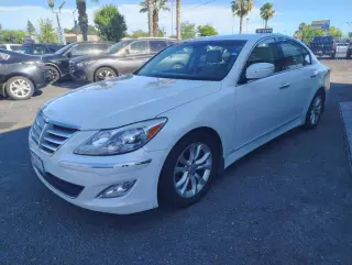 2013 Hyundai Genesis