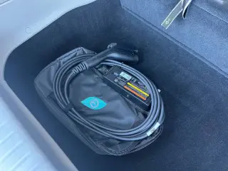 2024 Chrysler Pacifica Plug-In Hybrid Select