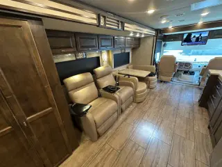 2020 Tiffin Alegro Open Road