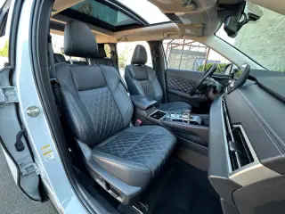 2023 Mitsubishi Outlander PHEV SEL