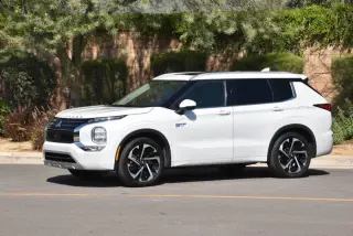 2023 Mitsubishi Outlander PHEV SEL