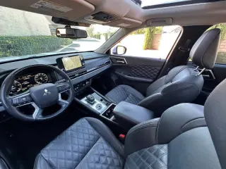 2023 Mitsubishi Outlander PHEV SEL