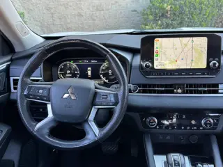 2023 Mitsubishi Outlander PHEV SEL