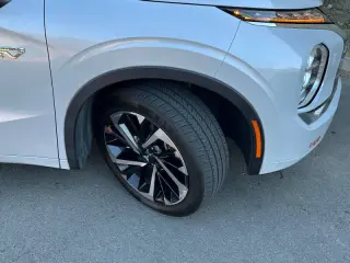 2023 Mitsubishi Outlander PHEV SEL