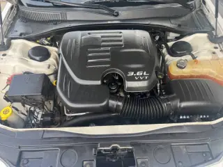 2011 Chrysler 300