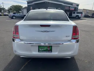 2011 Chrysler 300